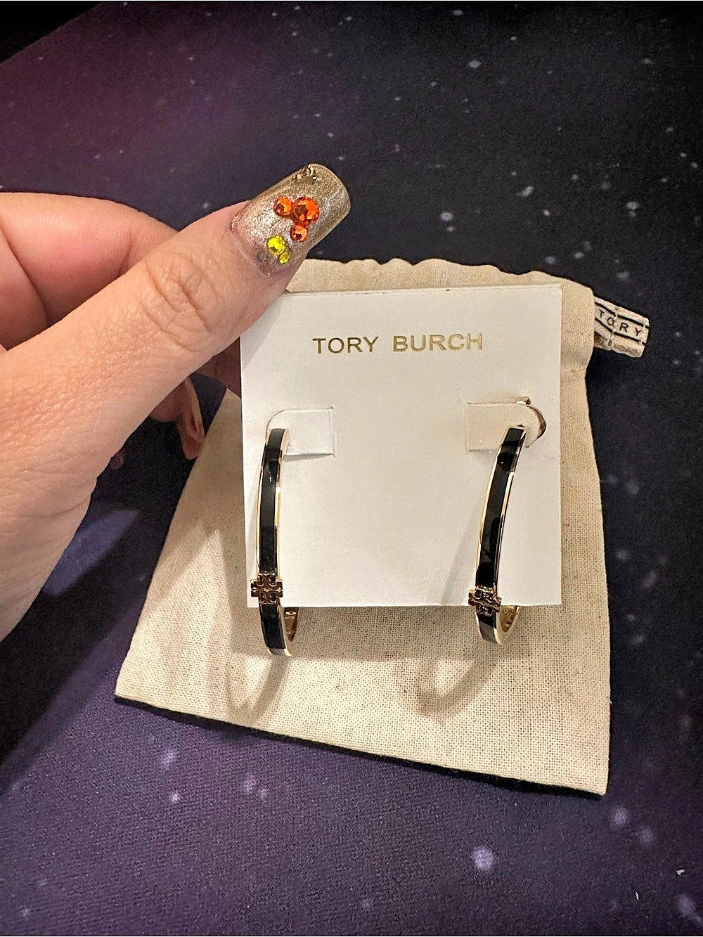 Tory Burch Icon Enamel Hoop Earrings in black and gold! NWT!